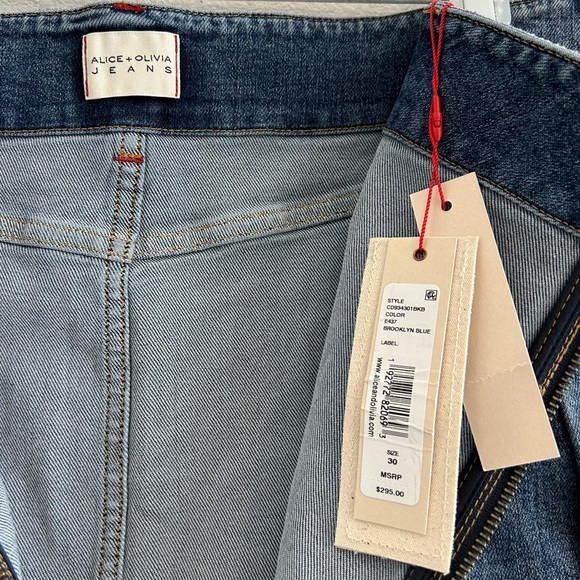 NEW Alice + Olivia Rahmi Cargo Denim Mini Skirt - Picture 5 of 6